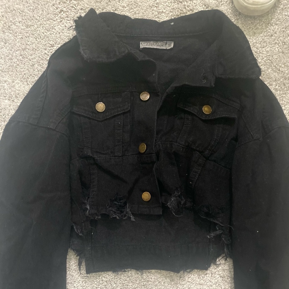 Black cropped jean jacket
